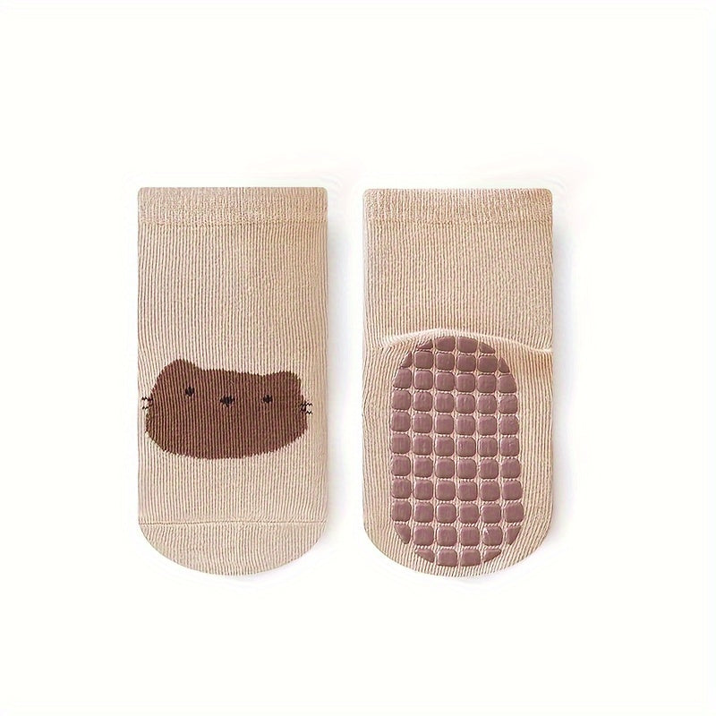 6 pairs of anti-skid cotton socks for toddlers, ideal for all seasons. Cute designs for boys and girls.