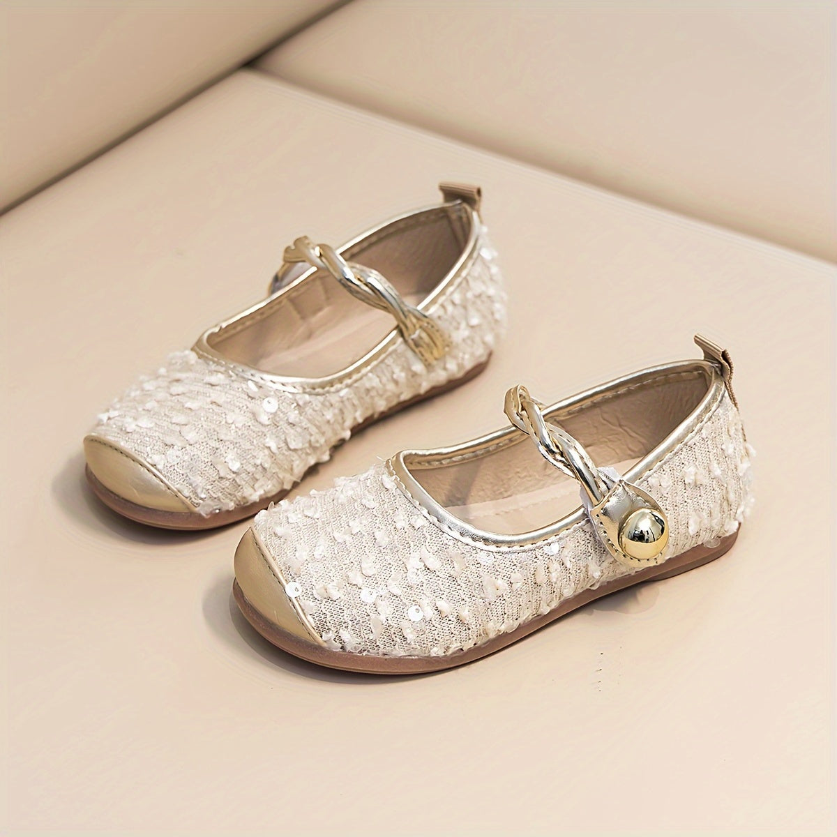 2024 Spring/Summer French Sequin Princess Flats for Children - Korean Style Mary Jane Shoes with Soft PU Sole. Adjustable strap closure for ages 14 & under.