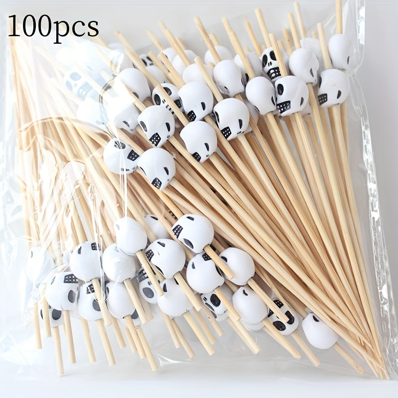 100 Skull Design Wooden Toothpicks, suitable for Halloween and Christmas parties, perfect for decorating, fruit skewers, appetizers and cocktail stirring.