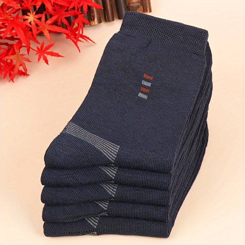 5 Pairs of Men's Classic Crew Socks, Breathable and Comfortable for All Seasons