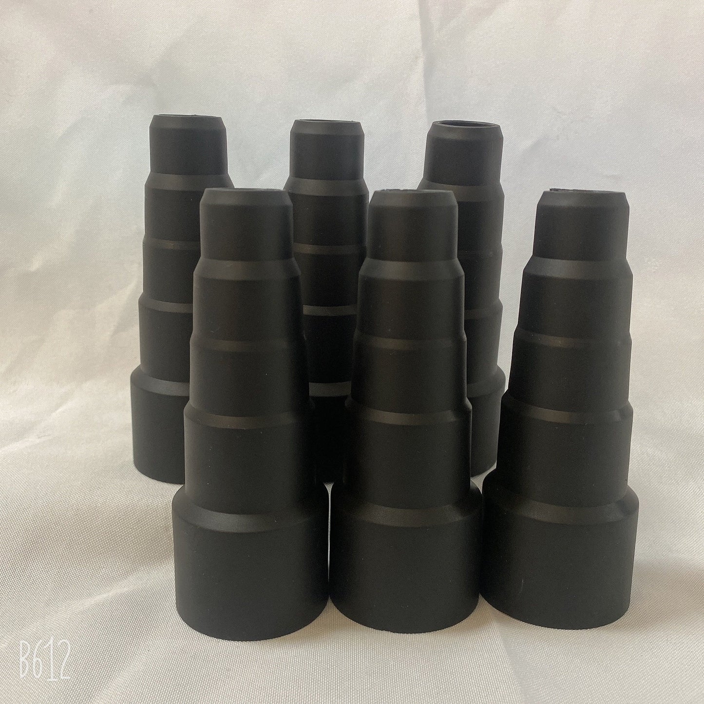 2, 4, or 6 pieces of a 5-layer Vacuum Cleaner Tube Adaptor are available. This Universal Hose Adaptor is suitable for common models with diameters of 50mm, 42mm, 34mm, 30mm, and 23mm.