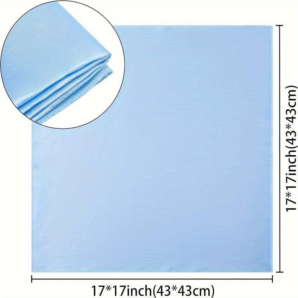 16-Pack of solid light blue square polyester napkins, 43.18x43.18 cm, for restaurant, events, and party decorations.