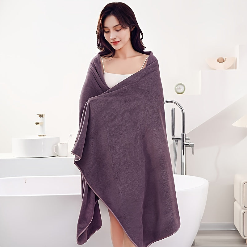 Large bath towel for the home bathroom, absorbs quickly and dries fast, soft and skin-friendly, ideal bathroom supply.