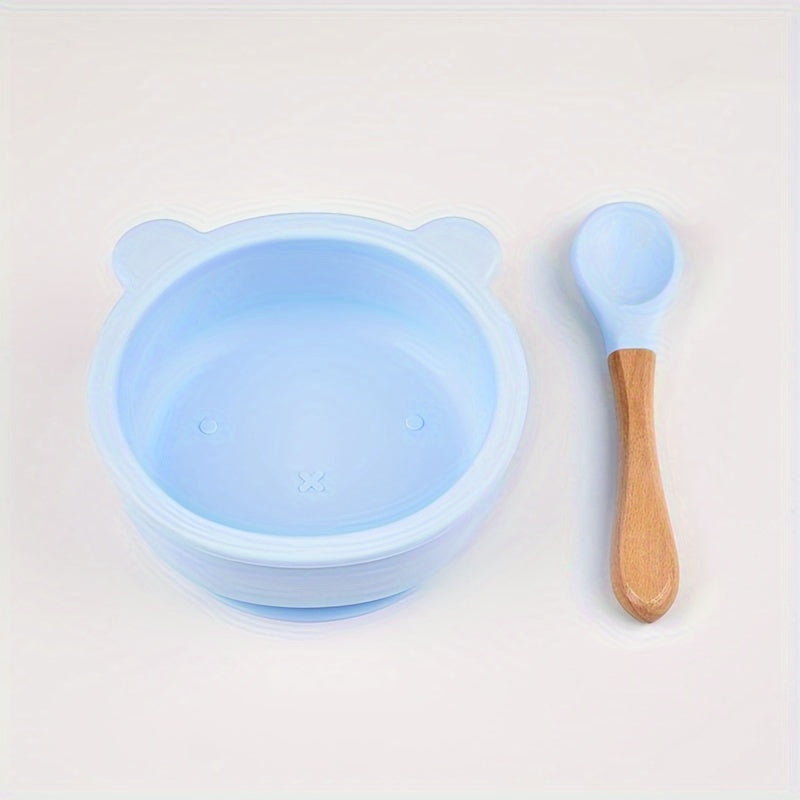 This baby feeding set includes a food grade silicone suction cup bowl with a wooden handle baby food spoon. It is safe for children as it does not contain BPA.