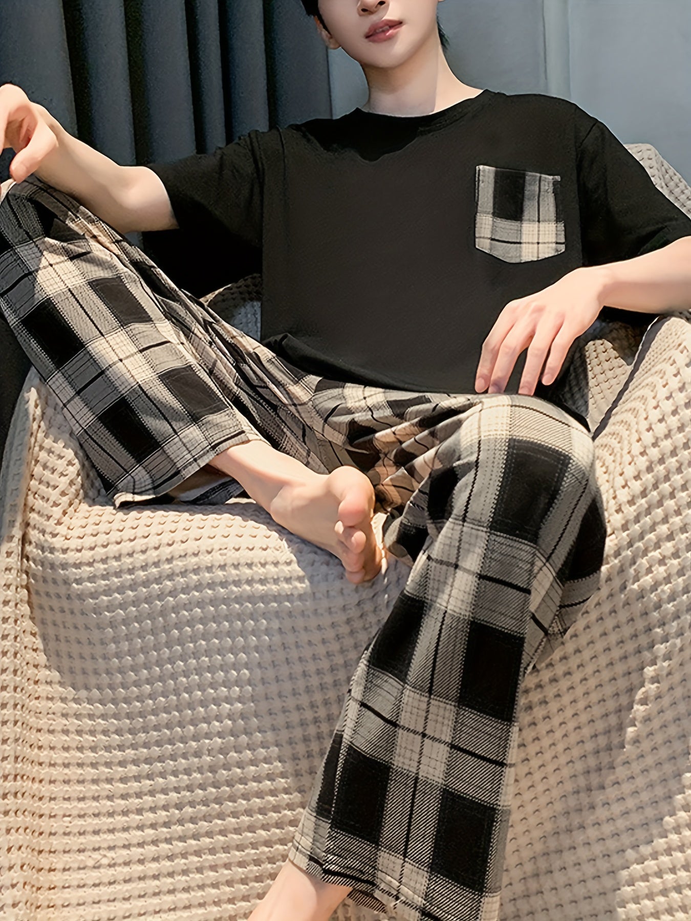 Men's 2-piece plaid pajama set for daily wear