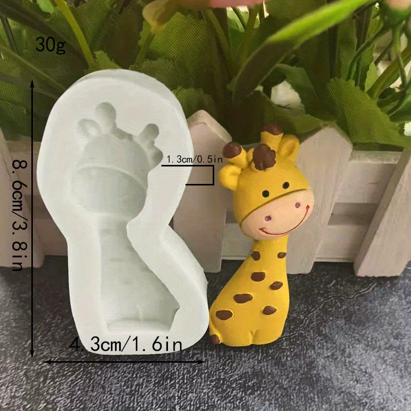 1 piece of adorable cartoon animal silicone molds for baking, cake decorating, and more. This food-grade ice tray mold can be used for fondant, chocolate, panna cotta, pudding, jelly, and resin clay. A fun addition to any kitchen!