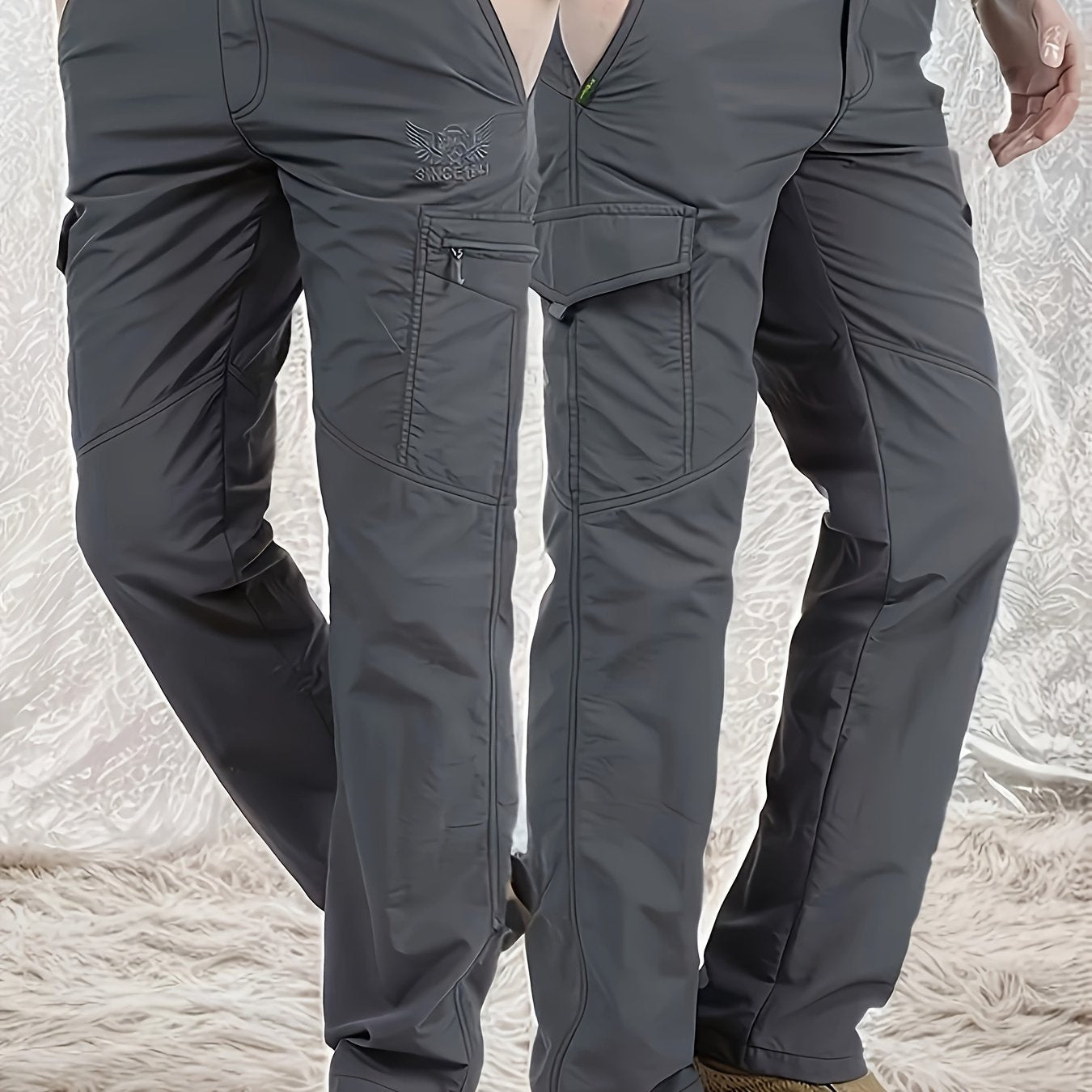 Casual men's cargo pants for outdoor activities all year round.